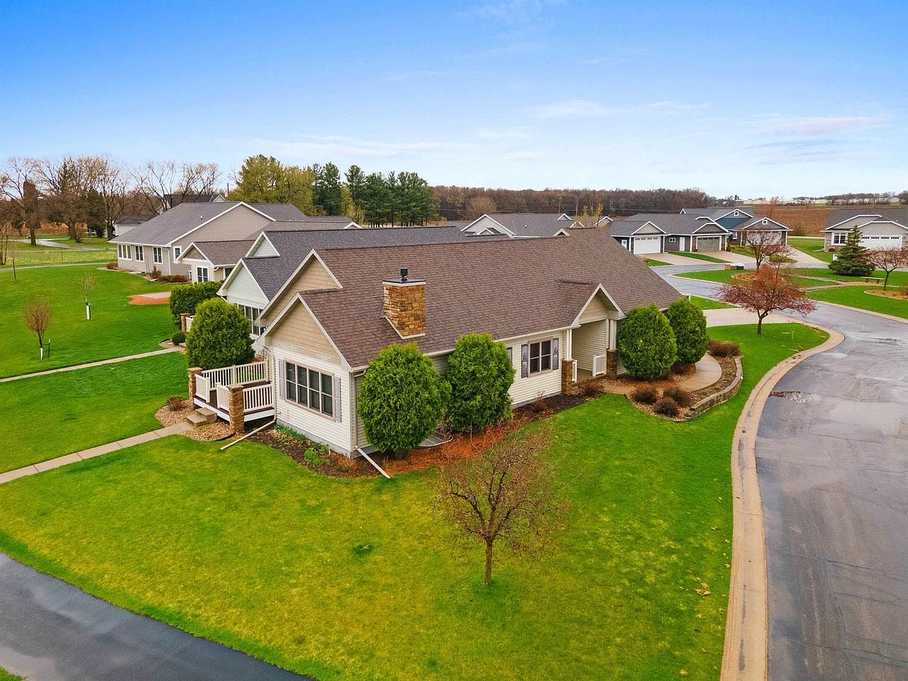 4005 HEMLOCK COURT, Oshkosh, WI 54904 Zillow