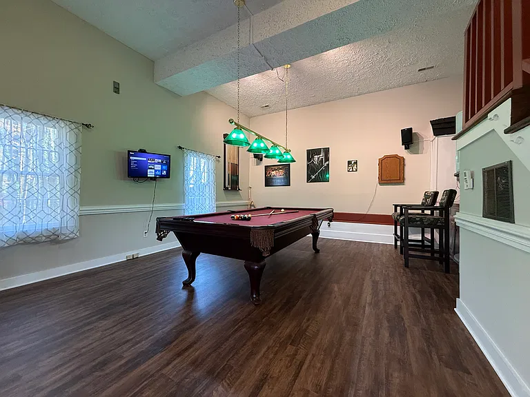 505 Westbrook Dr — Photo 33