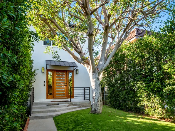 12337 Gorham Ave, Los Angeles, CA 90049