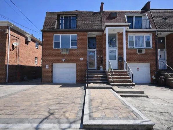 40-27 216th Street, Bayside, NY 11361