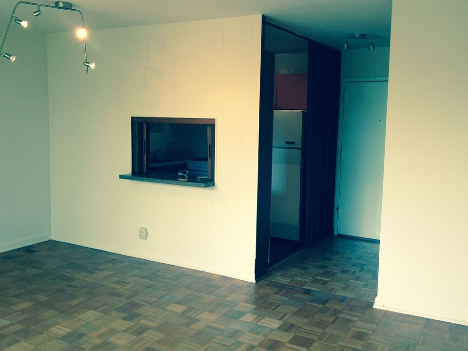 2nd image of 940 25th St NW APT 809
