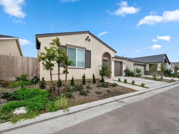 6567 E Pine Ave, Fresno, CA 93727