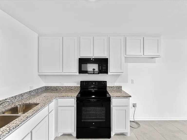 211 Herman Ln — Photo 11