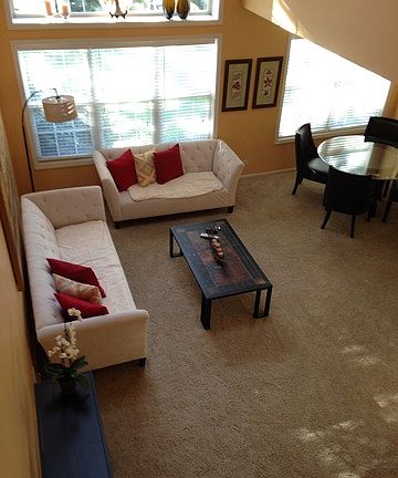 2nd image of 154 Castlewood Ct