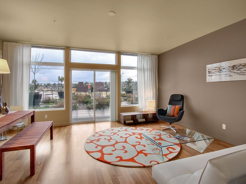 2nd image of 2960 Eastlake Ave E APT 104