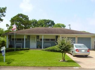 2017 18th Ave N, Texas City, TX 77590