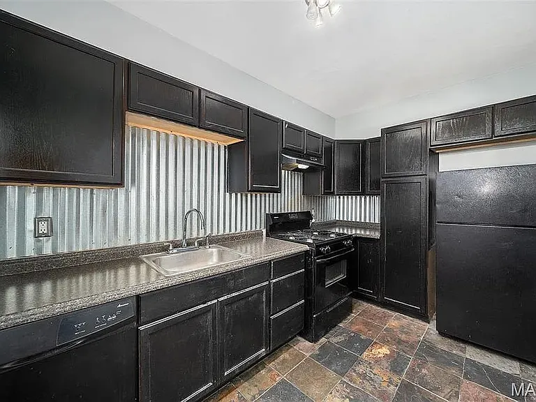 4710 Delor St #2W — Photo 16
