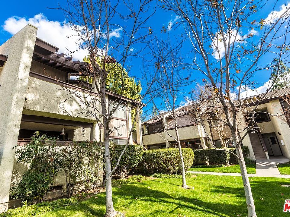 1st image of 1344 E Hillcrest Dr Unit 31