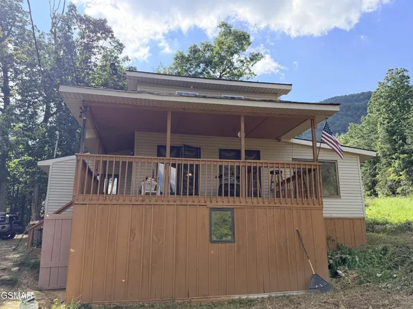 999 Manna Way, Cosby, TN 37722