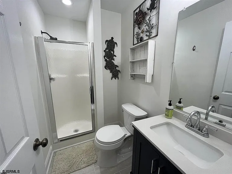 6 N Adams Ave — Photo 11