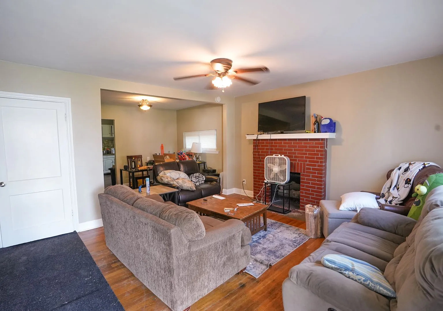 417 Pyke Road | 5 Bed 2 Bath Campus House — Photo 2