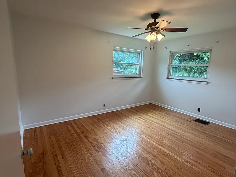 42 Alpine Dr — Photo 11