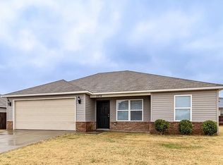 2834 Sebright Ave, Springdale, AR 72764