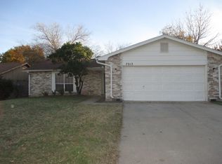 7213 S Ridge Trl, Fort Worth, TX 76133