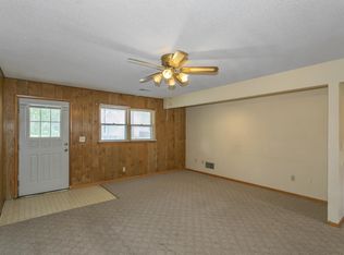 115 W Orchard St APT B, Odessa, MO 64076