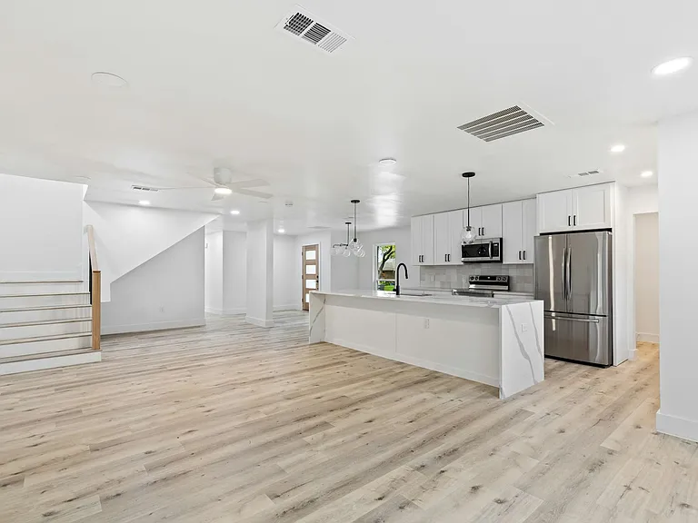 15655 Regal Hill Cir — Photo 21