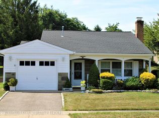 7 Buckingham Dr, Toms River, NJ 08753