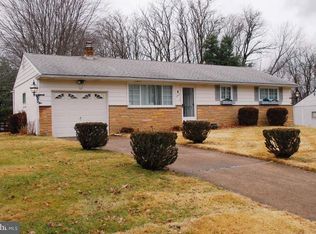 460 Lawrence Cir, Langhorne, PA 19047