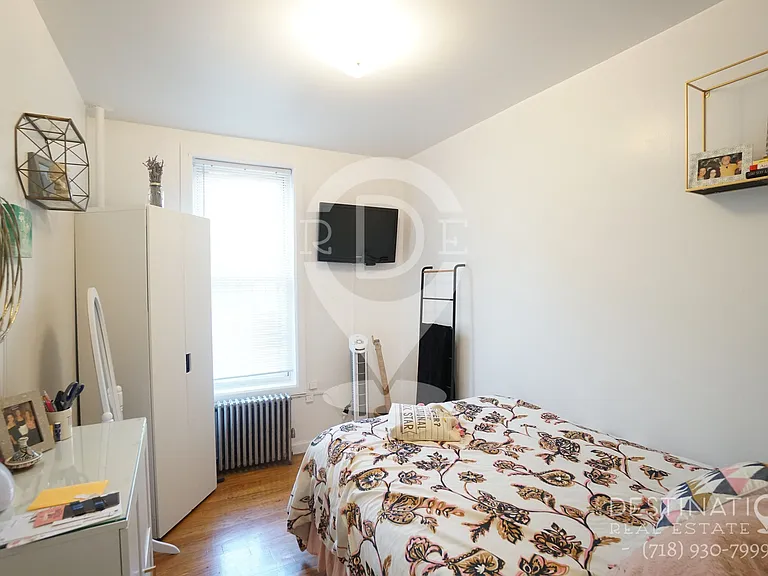 207 21st St #1R — Photo 9