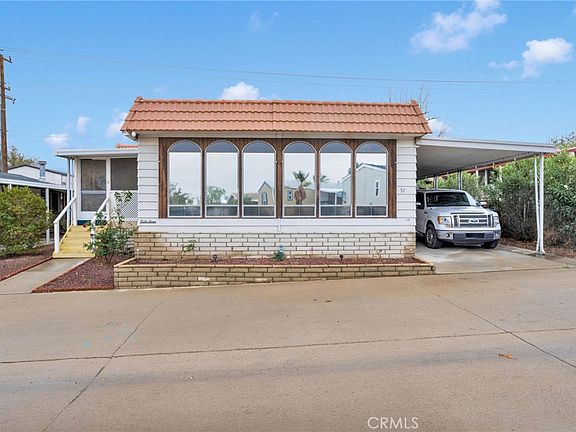5th image of 2494 W 32 Main St