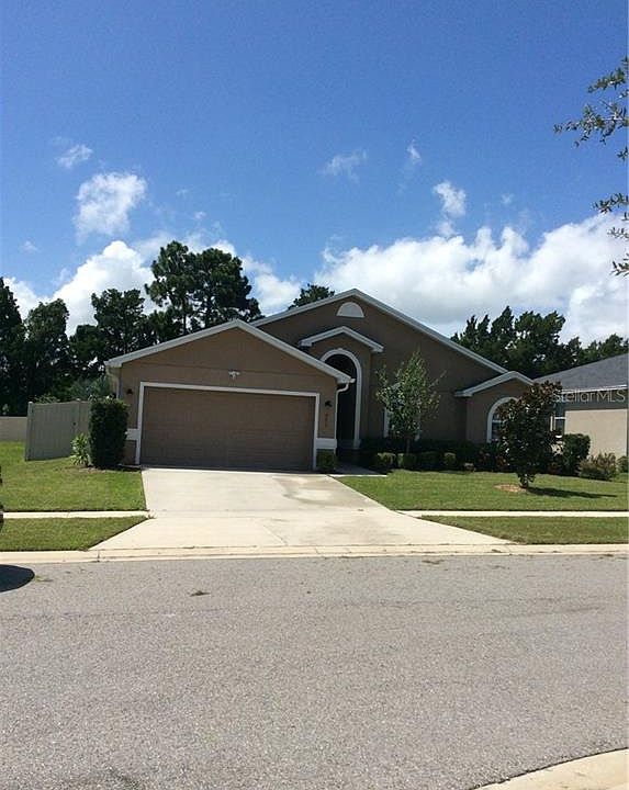 1st image of 701 Greenshank Dr
