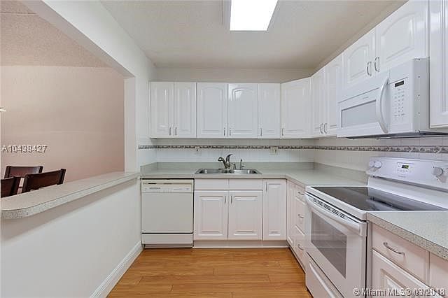 1st image of 4136 NW 88th Ave APT 106
