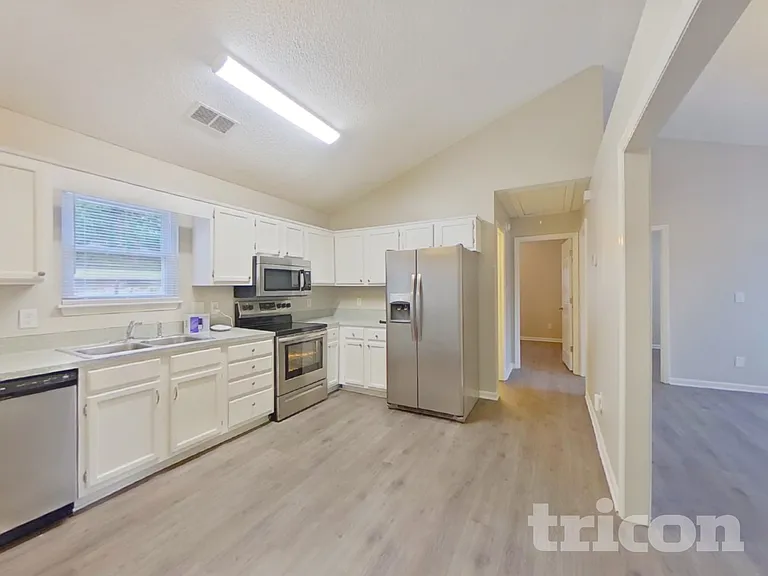 1224 Settlers Bridge Ct — Photo 4