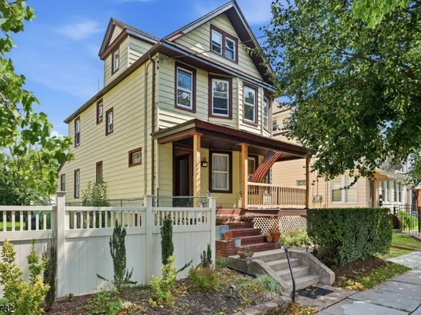 23 W 18Th St, Linden City, NJ 07036