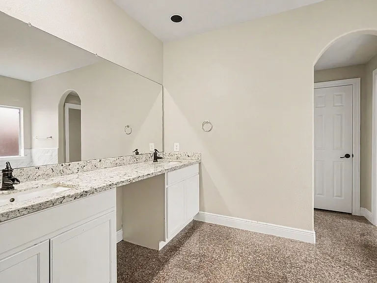 3808 Armand Dr — Photo 12