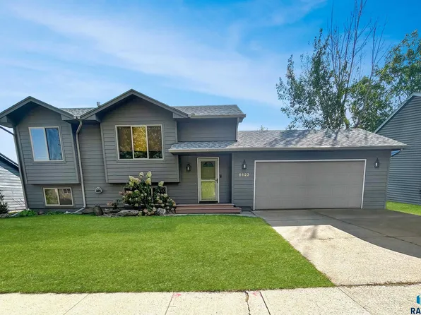 6123 W 65th St, Sioux Falls, SD 57106