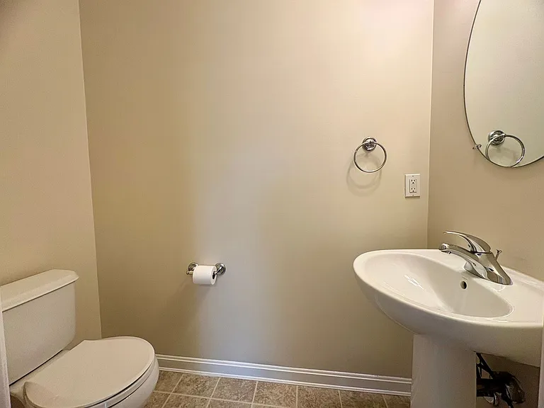710 Rachel Dr — Photo 18