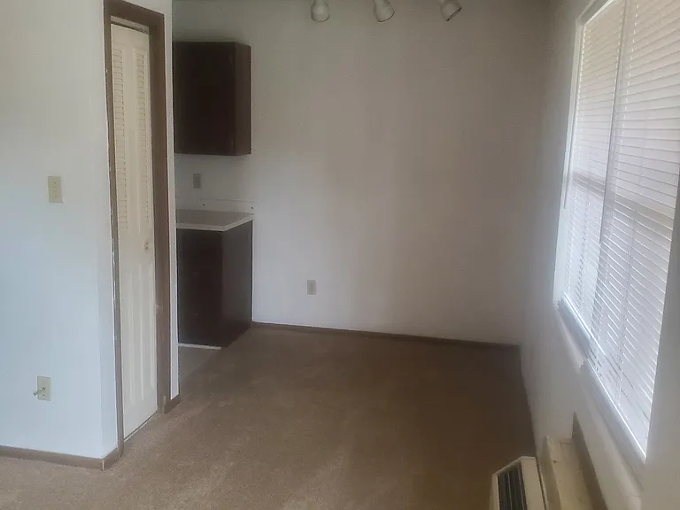 312 S Lipona Rd — Photo 5