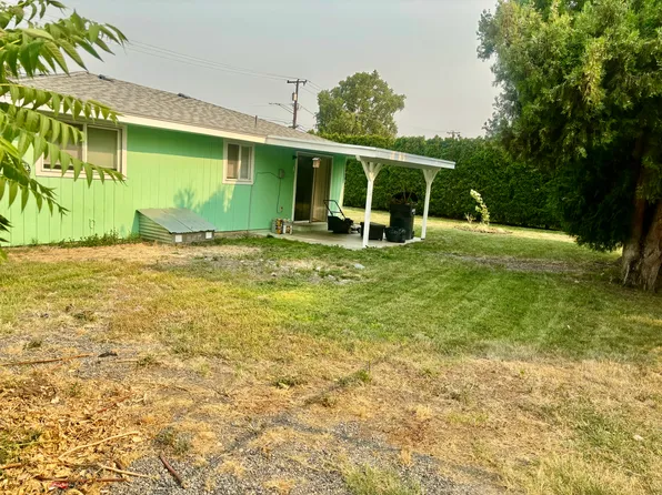 1808 N 20th Ave #A-b, Pasco, WA 99301