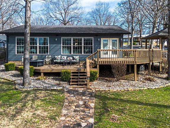 2nd image of 259 Buckhorn Cir