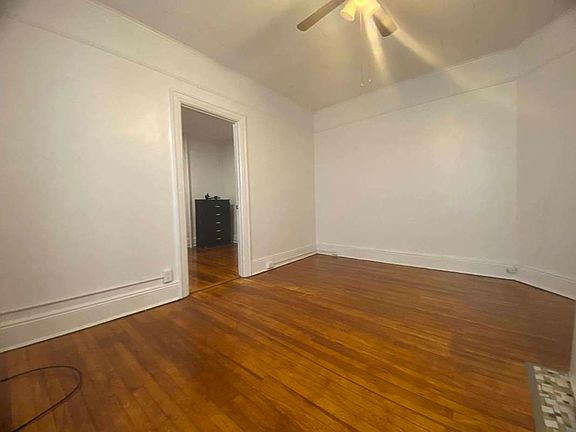 3rd image of 31-21 35th St #1F