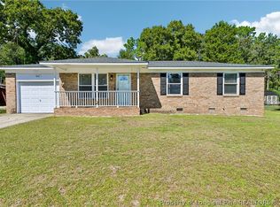 886 De Paul Dr, Fayetteville, NC 28311