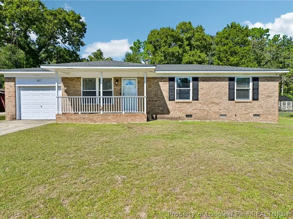 886 De Paul Dr, Fayetteville, NC 28311