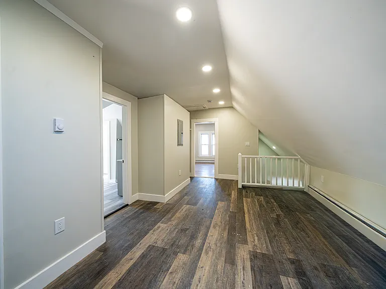 7 Cherry St #3 — Photo 3