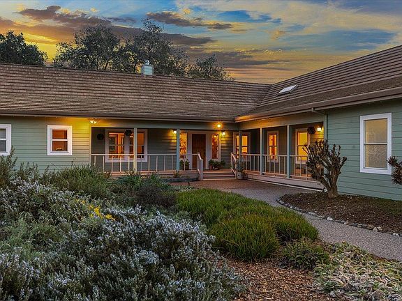 5th image of 910 - 920 Lytton Springs Road