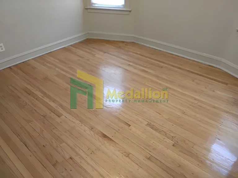 9418 S Ada St — Photo 15