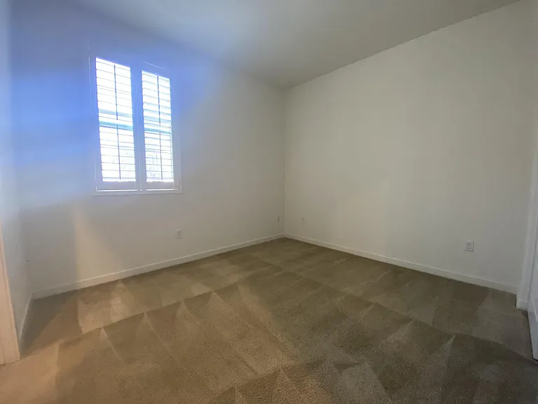 169 Cadence — Photo 19