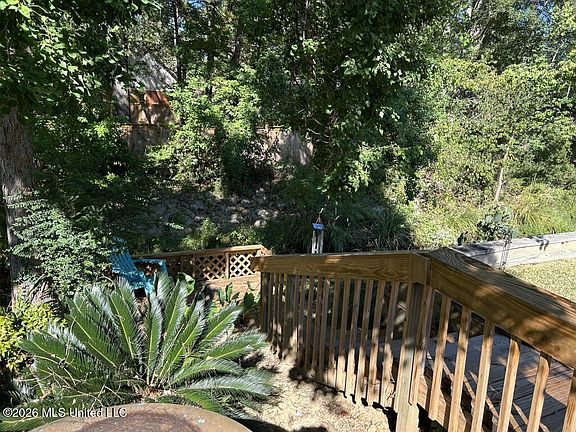 3rd image of 151 Mallard Pointe Dr