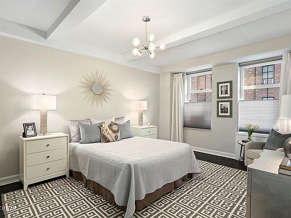 3rd image of 470 W 24th St APT 3A