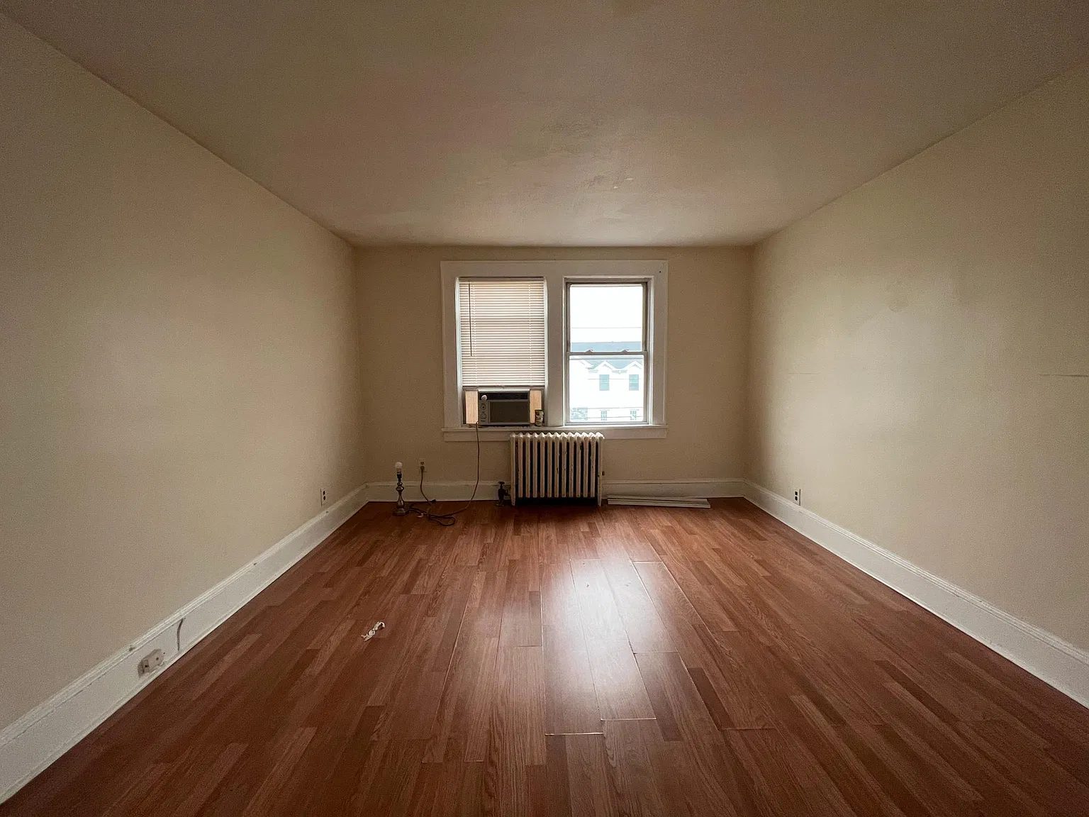 2 bed, $1,850 — Photo 4