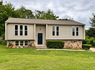 11220 Concord Woods Dr, Knoxville, TN 37934