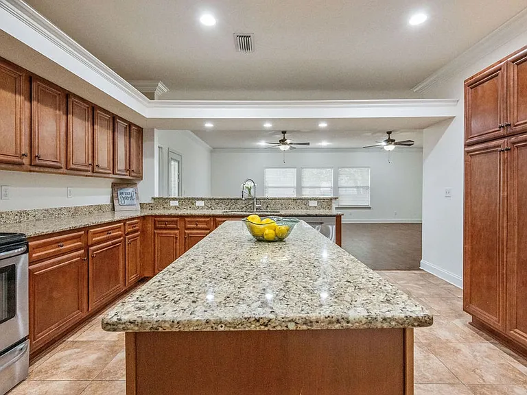 2159 Bayshore Dr — Photo 15
