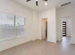 2004 Rosedale St #C, Houston, TX 77004