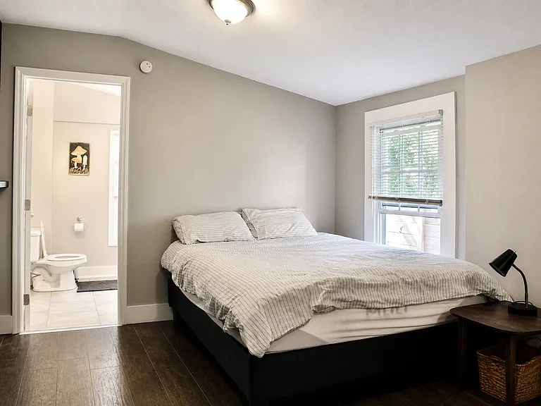 112 Lucile St — Photo 9