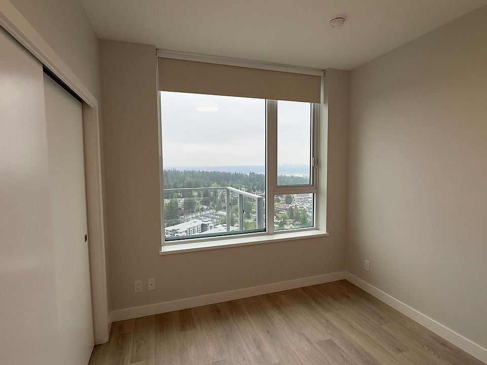 2nd image of 567 Emerson St #3603