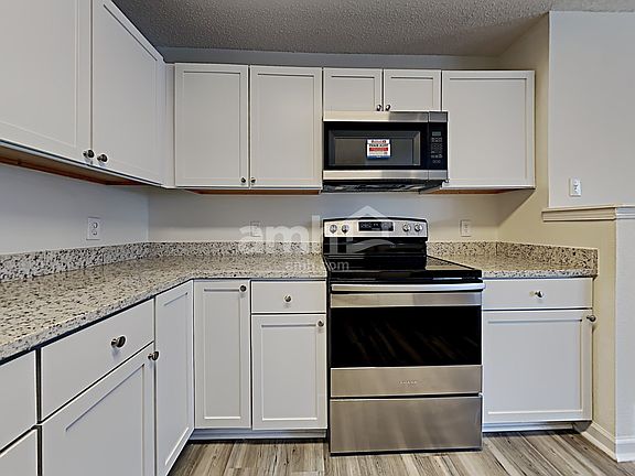 3rd image of 3515 Brandenburg Blvd